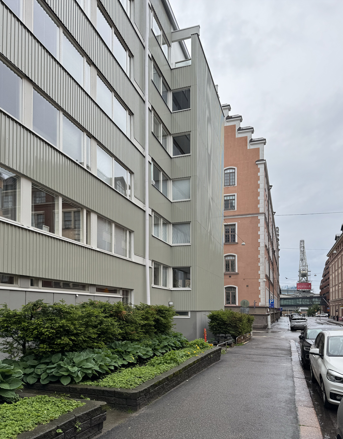Näkymä Pursimiehenkadulta Perämiehenkadulle