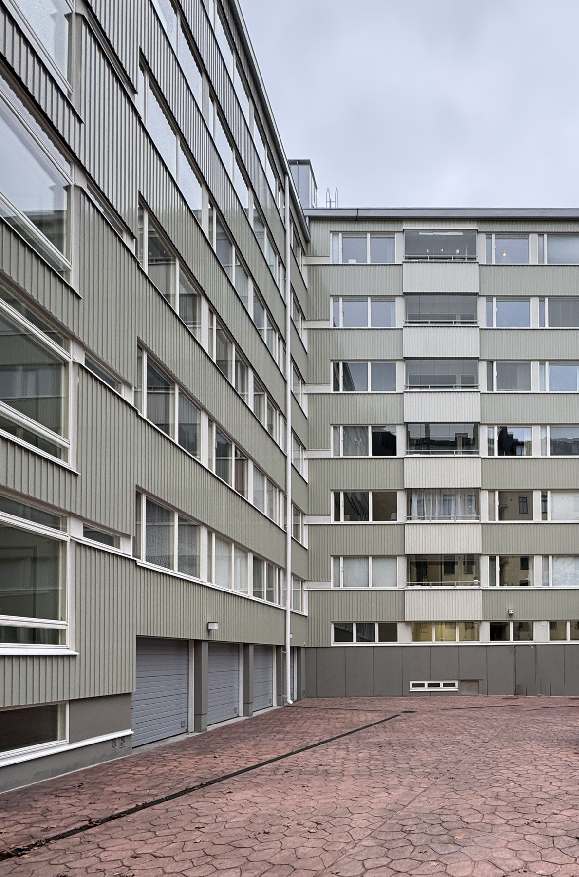Pihanäkymä Pursimiehenkadun suuntaan